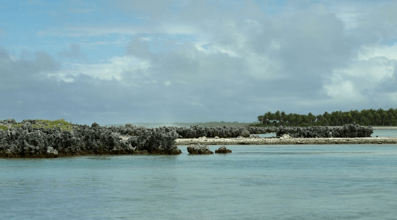 Polynésie française Ile aux récifs à Rangiroa - Les îles françaises d'outre-mer : où et quand partir pour les vacances ?