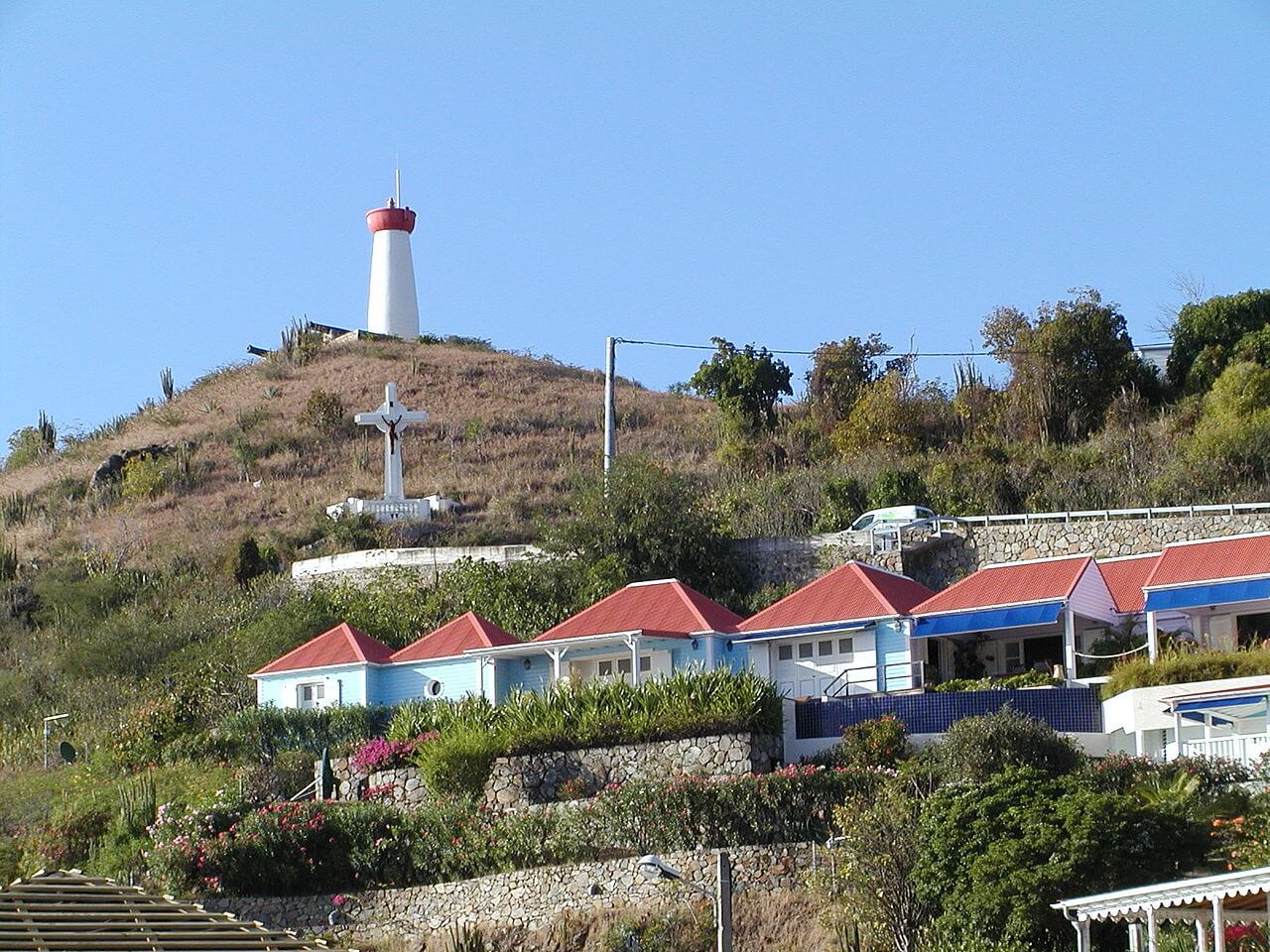 Saint Barth Phare du port Gustavia - Les îles françaises d'outre-mer : où et quand partir pour les vacances ?