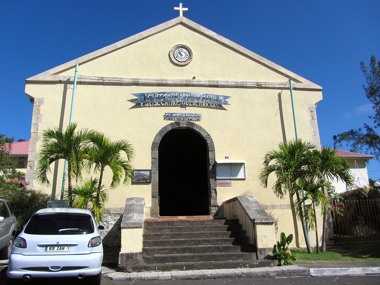 Saint Martin Eglise à Marigot - Les îles françaises d'outre-mer : où et quand partir pour les vacances ?