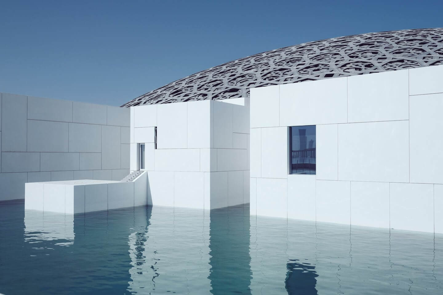 musée louvres dubai abu dhabi