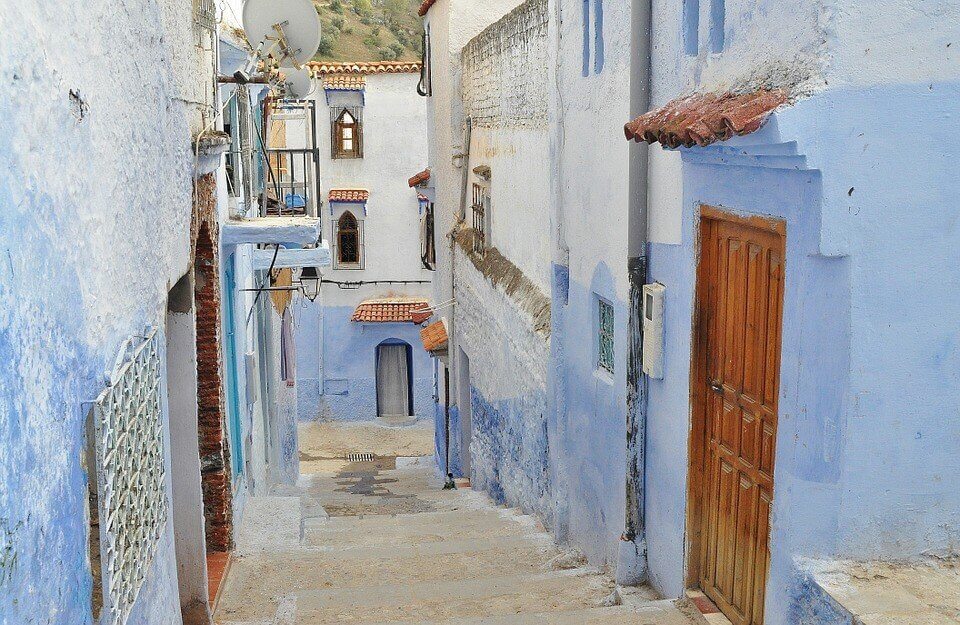 voyage moto au maroc village bleu chefchaouen