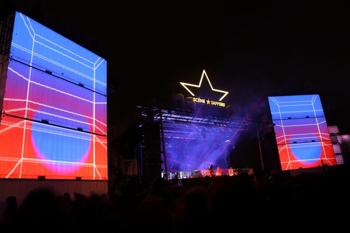 scene du igloofest a montreal en hiver