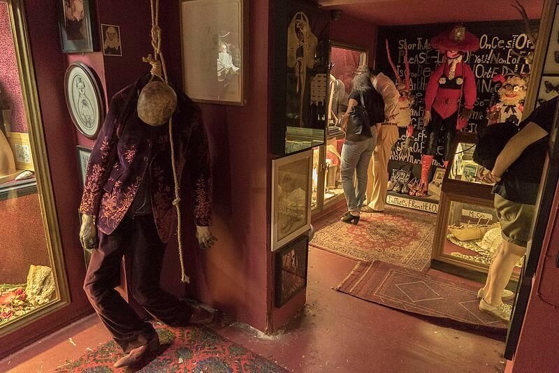 Découvrez Londres hors des sentiers battus ! 12 lieux et activités à ne pas manquer ! 1 cabinet de curiosité londres hors des sentiers battus