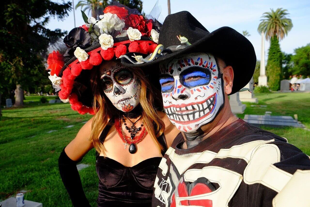 10 choses un peu folles à faire pour vos prochains voyages 6 Dia de Muertos - 10 choses un peu folles à faire pour vos prochains voyages