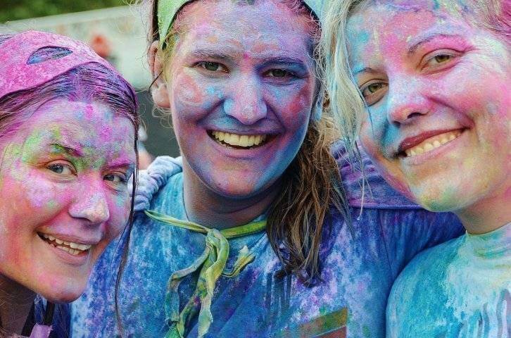 Holi, la fête des couleurs : où et quand y participer lors de votre voyage en Inde ? 3 img participer couleurs voyage votre quand - Holi, la fête des couleurs : où et quand y participer lors de votre voyage en Inde ?