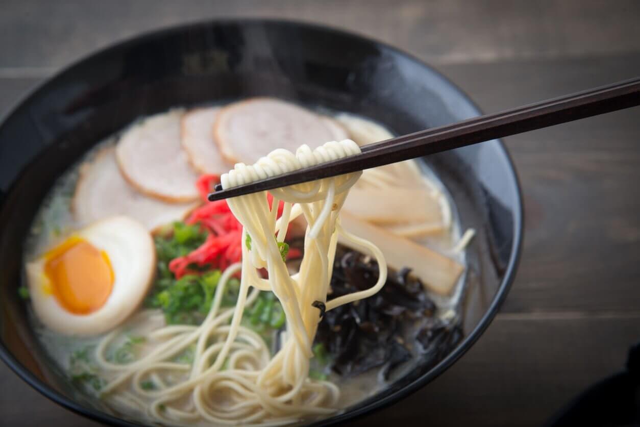 ramen - On mange quoi au Japon ? Tout sur la nourriture japonaise