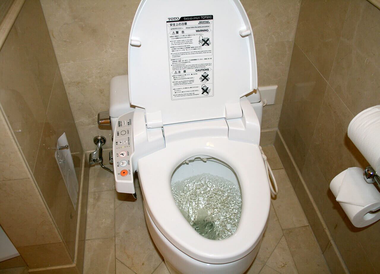 toilettes japon - 8 expériences inédites à vivre uniquement au Japon
