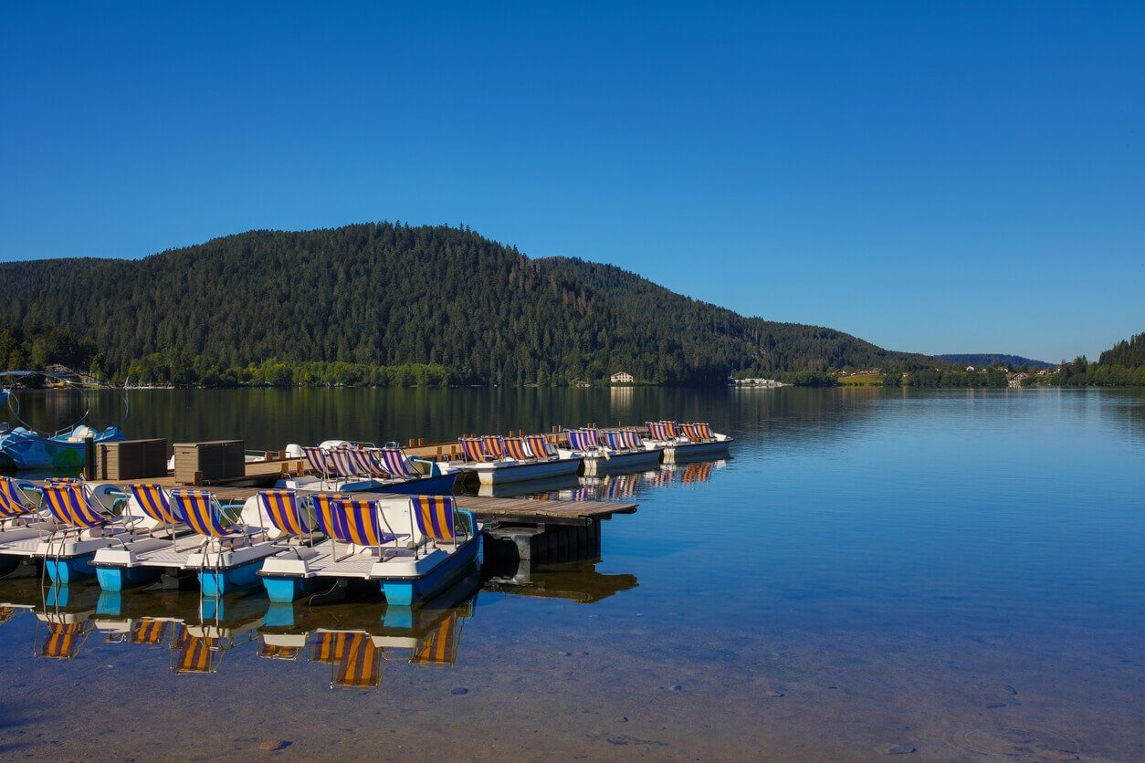 Gérardmer pedalo - Où partir pour un week-end bien-être et spa en France ?