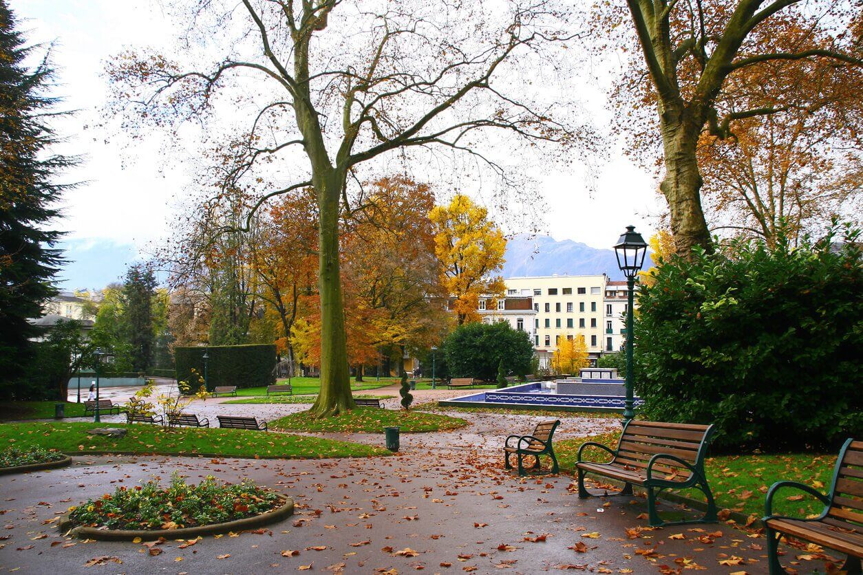 aix les bains Parc Floral des Thermes - Où partir pour un week-end bien-être et spa en France ?