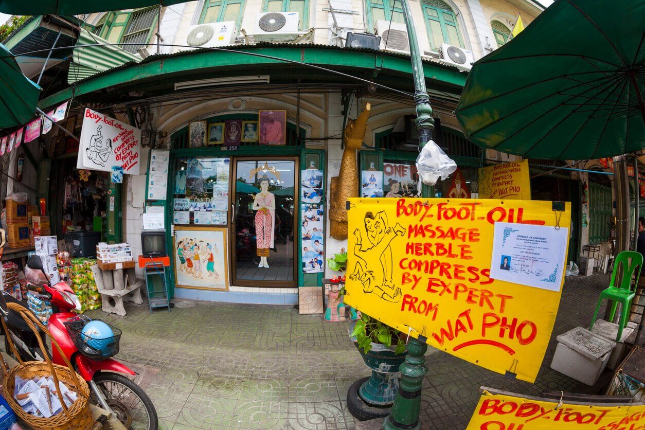 7 massage traditionnel thaï - Que faire à Bangkok ? 17 lieux et activités pour découvrir ses différentes facettes