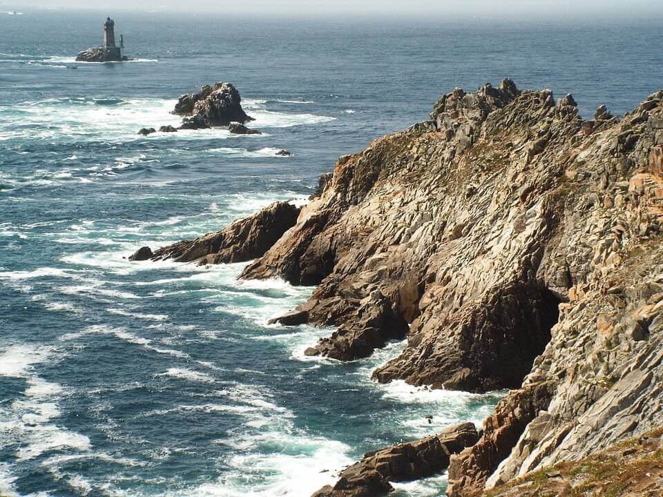 pointe du raz - Les 12 plus beaux sites touristiques de France : au travers de citations célèbres (ou pas)