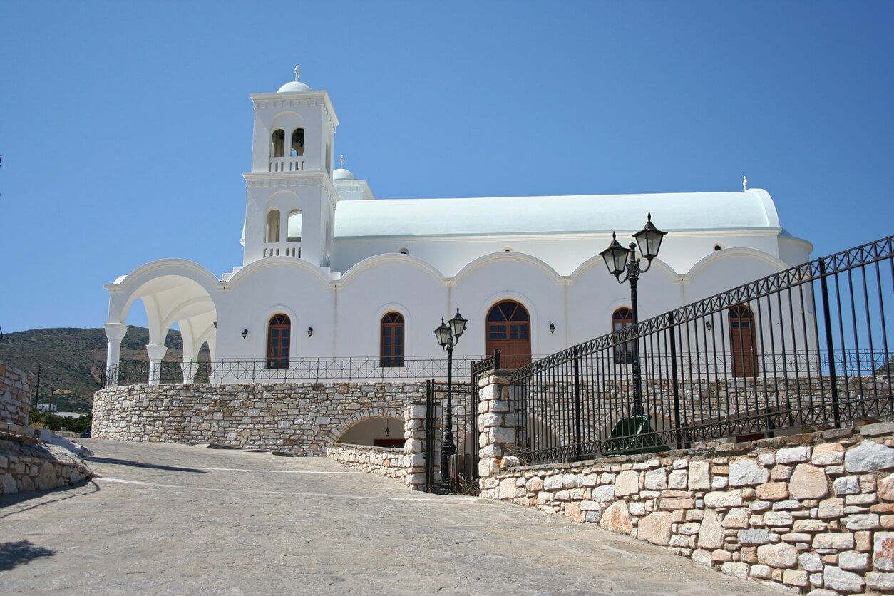 Lefkès - Les 12 choses incontournables à voir et à faire à Paros (+ des secrets) !