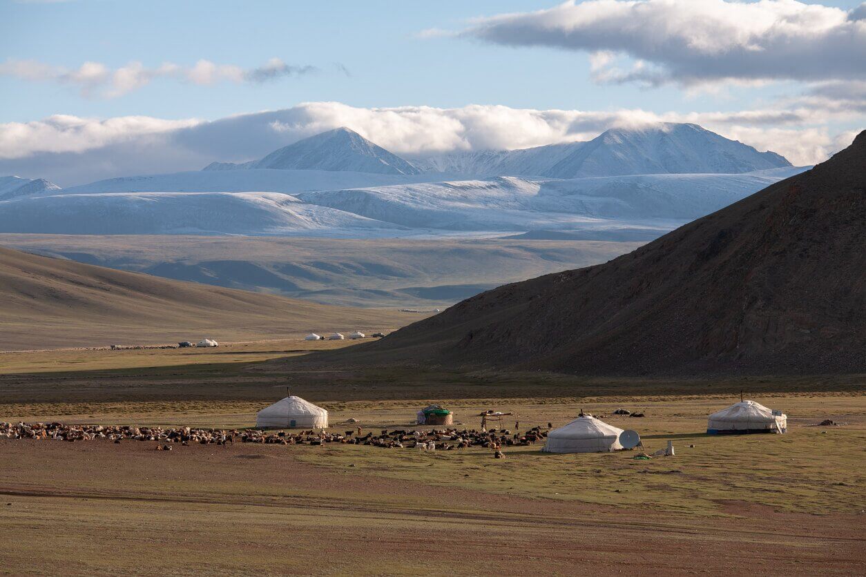 Mongolie yourtes - Les 20 plus beaux pays du monde : à visiter de toute urgence !