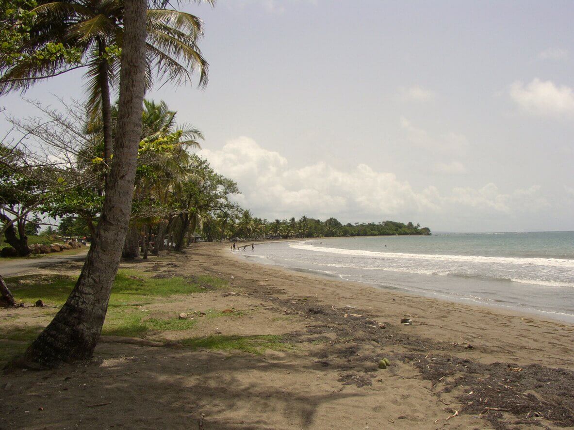 Plage de Goyave en Guadeloupe pluie - Que faire en Guadeloupe quand il pleut ? 10 idées d'activité !