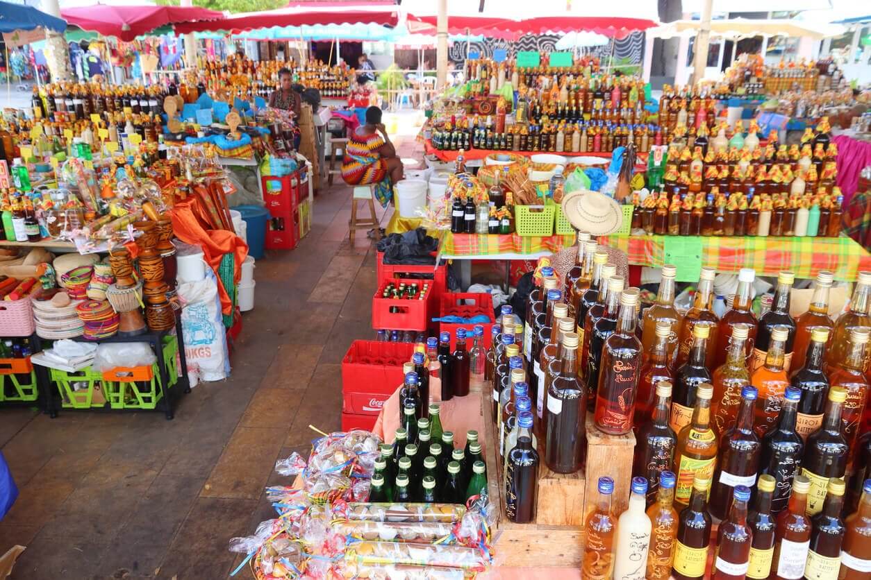 marché couvert de Pointe-a-Pitre