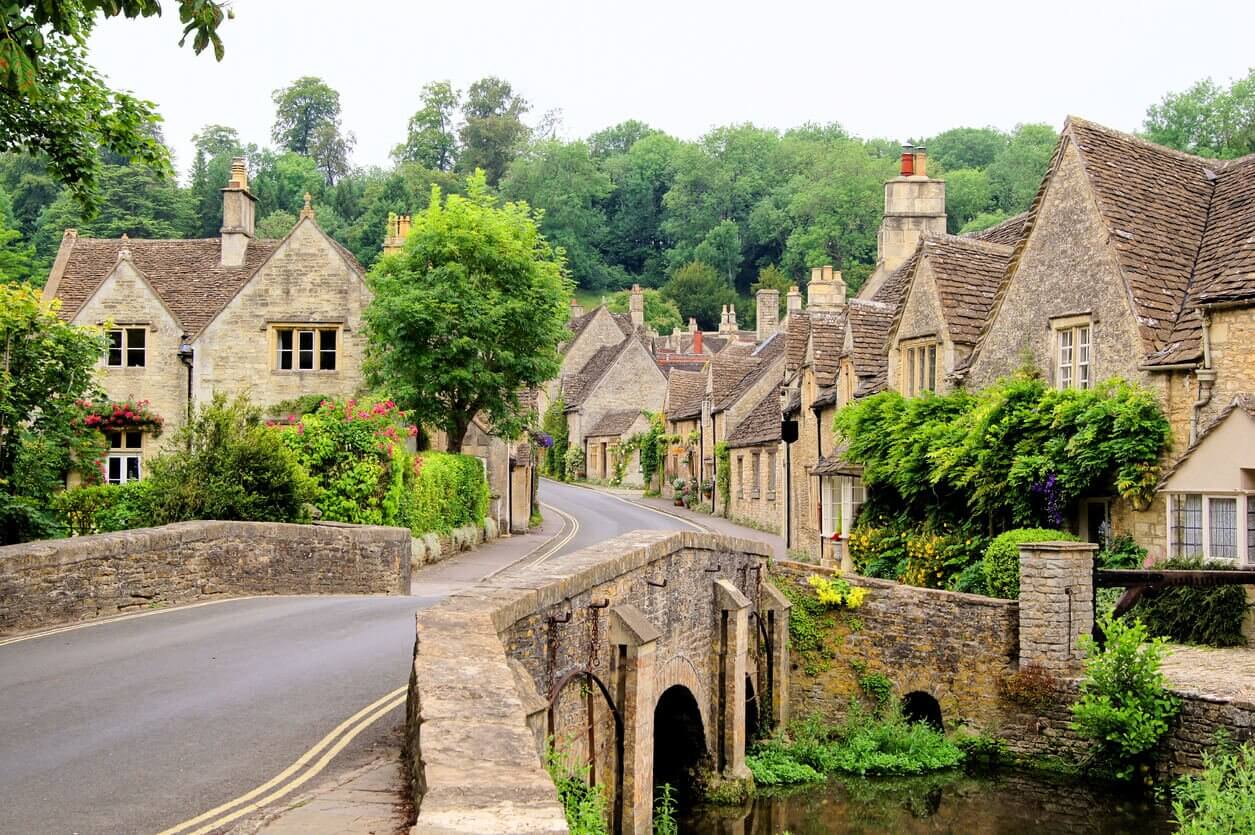 Castle Combe en Angleterre - Top 27 des plus beaux villages du monde : à voir au moins une fois dans sa vie ? 