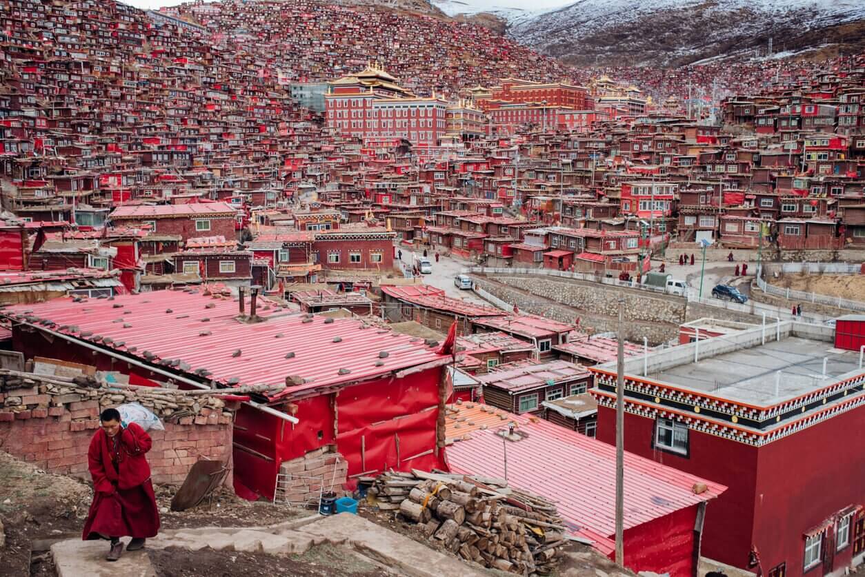 Larung Gar au Tibet 1 - Top 27 des plus beaux villages du monde : à voir au moins une fois dans sa vie ? 