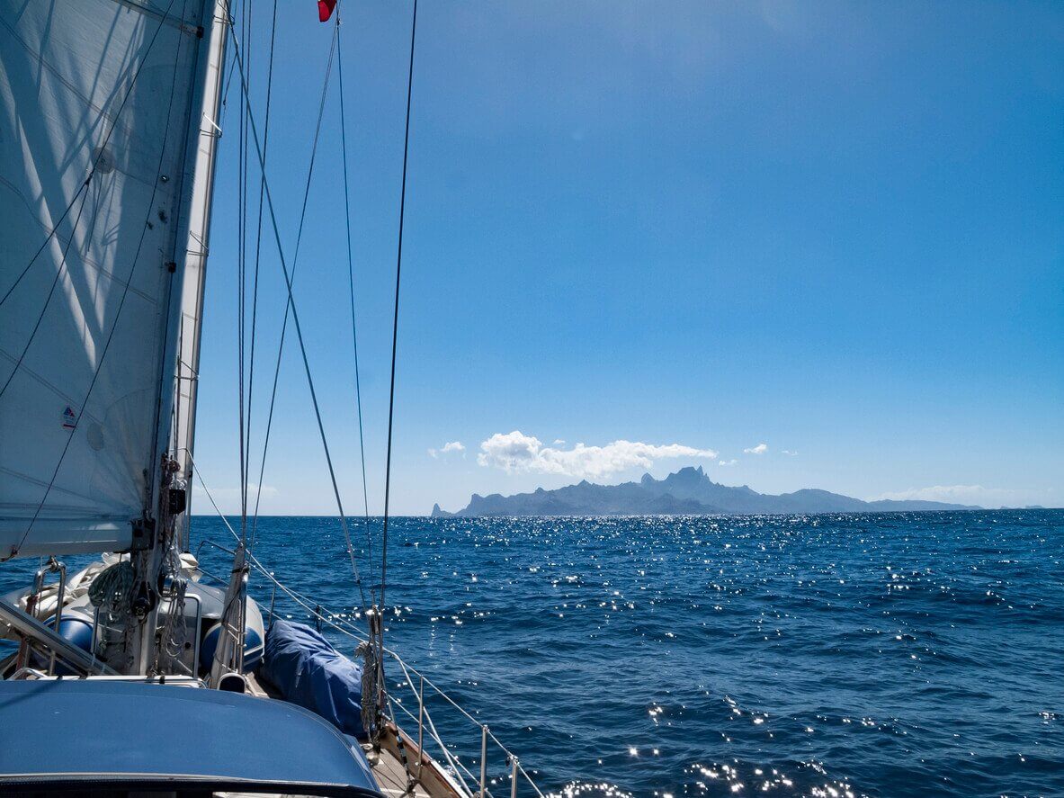 iles marquises bateau - Voyager aux îles Marquises en Polynésie : comment organiser et réussir son voyage sur ces terres du bout du monde ?