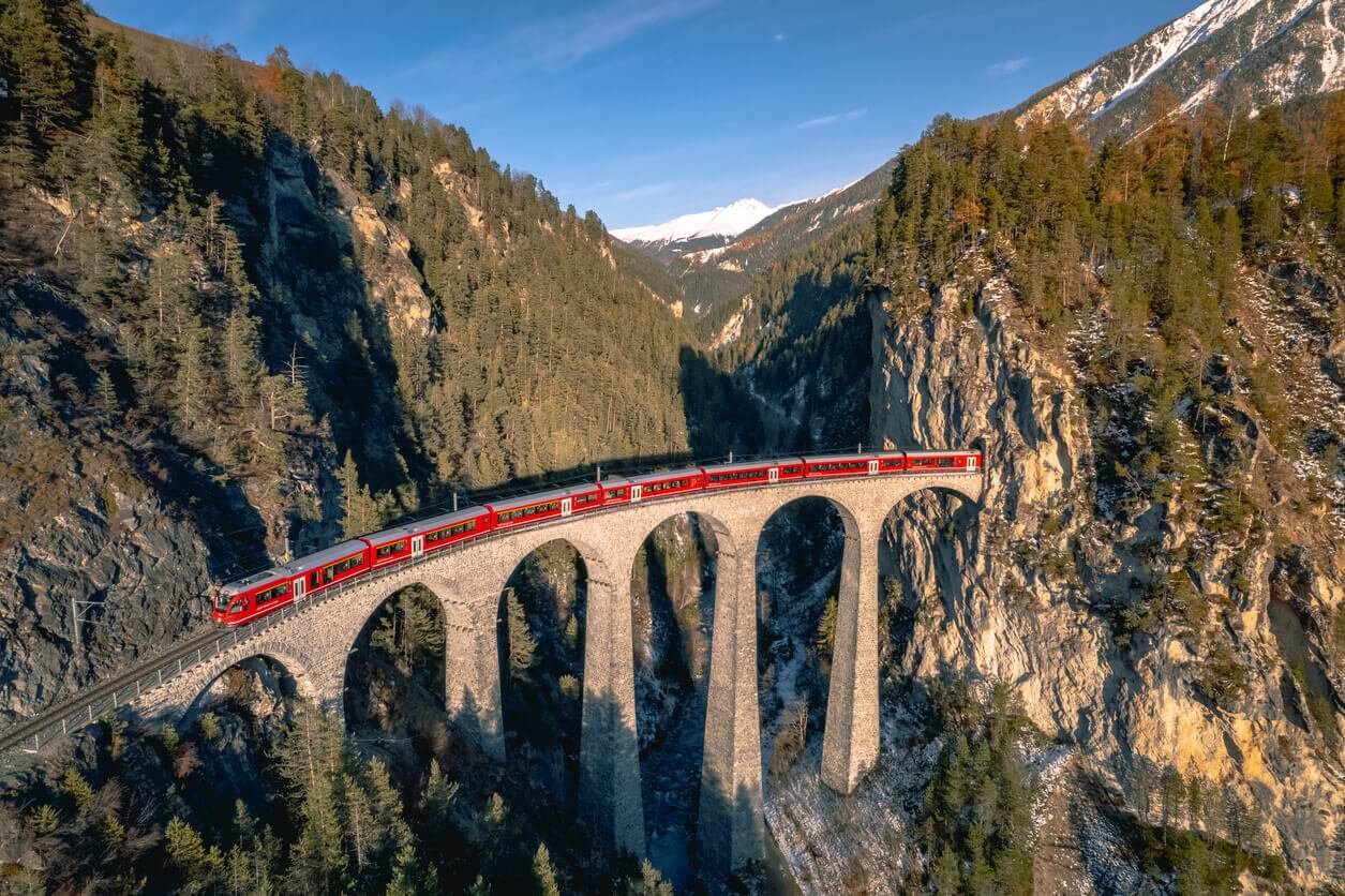 Glacier - Les plus beaux voyages en train : 11 itinéraires en train en France, en Europe et dans le monde