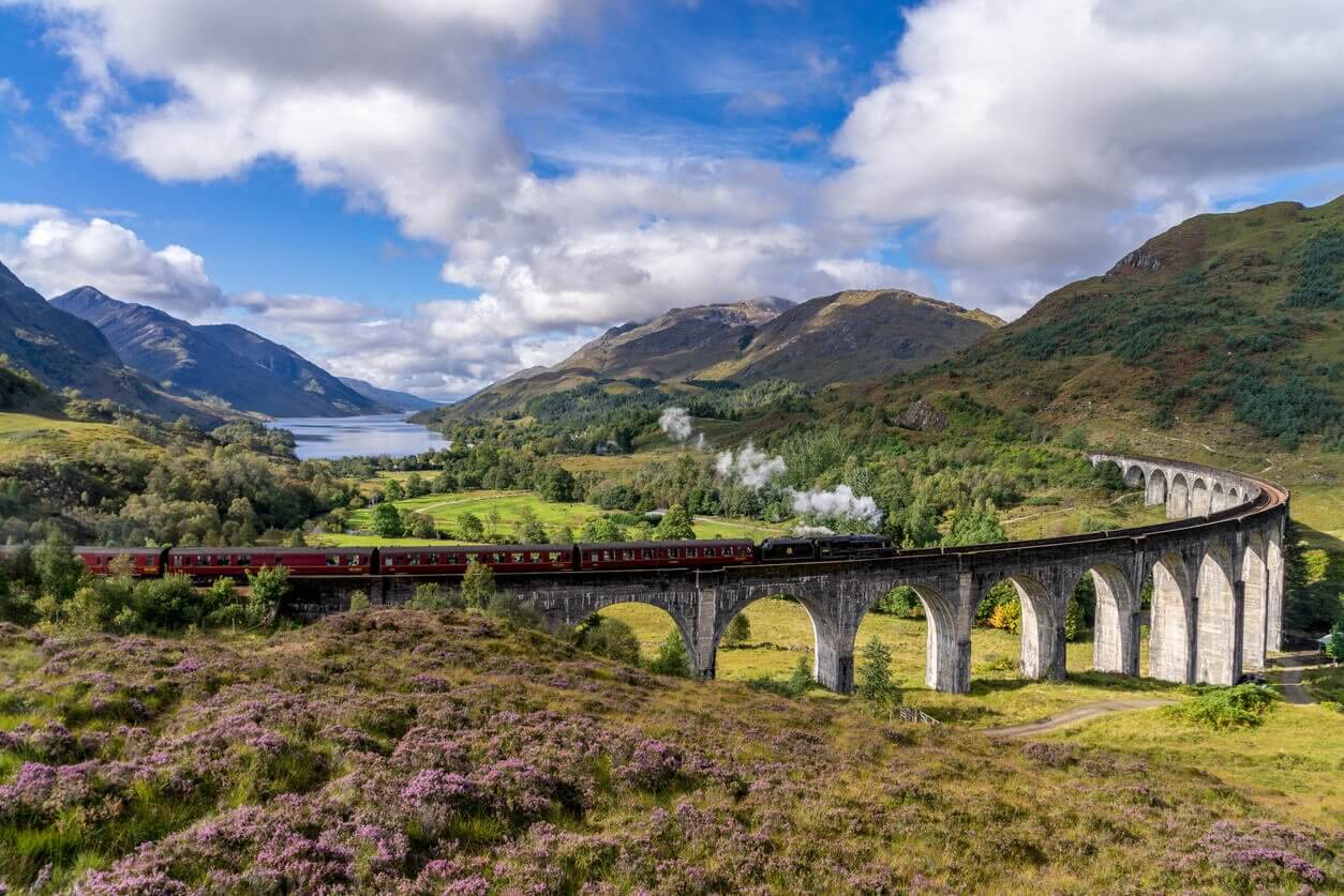 Highlands train ecosse - Les plus beaux voyages en train : 11 itinéraires en train en France, en Europe et dans le monde