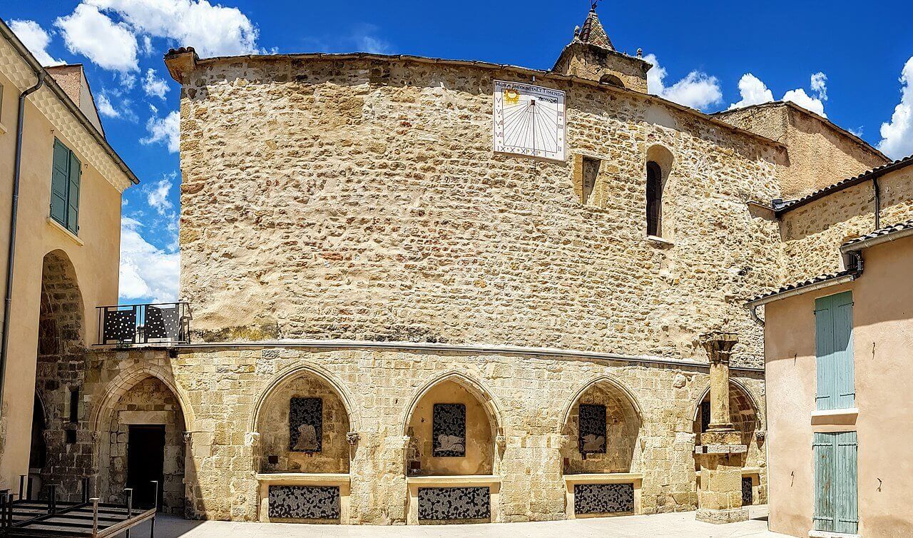 Cruis - Vestiges du cloître