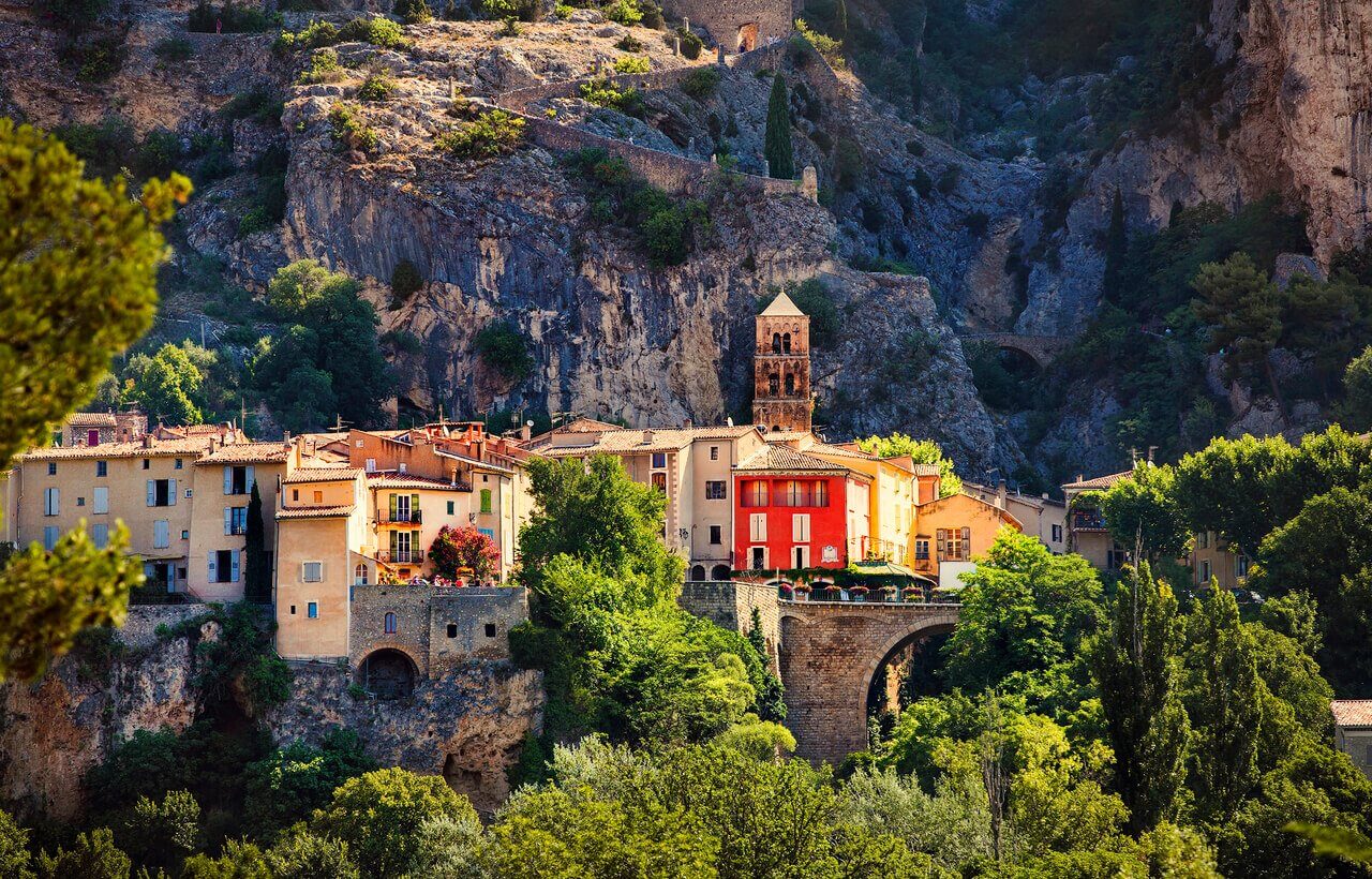 Village de Moustiers-Sainte-Marie, Provence
