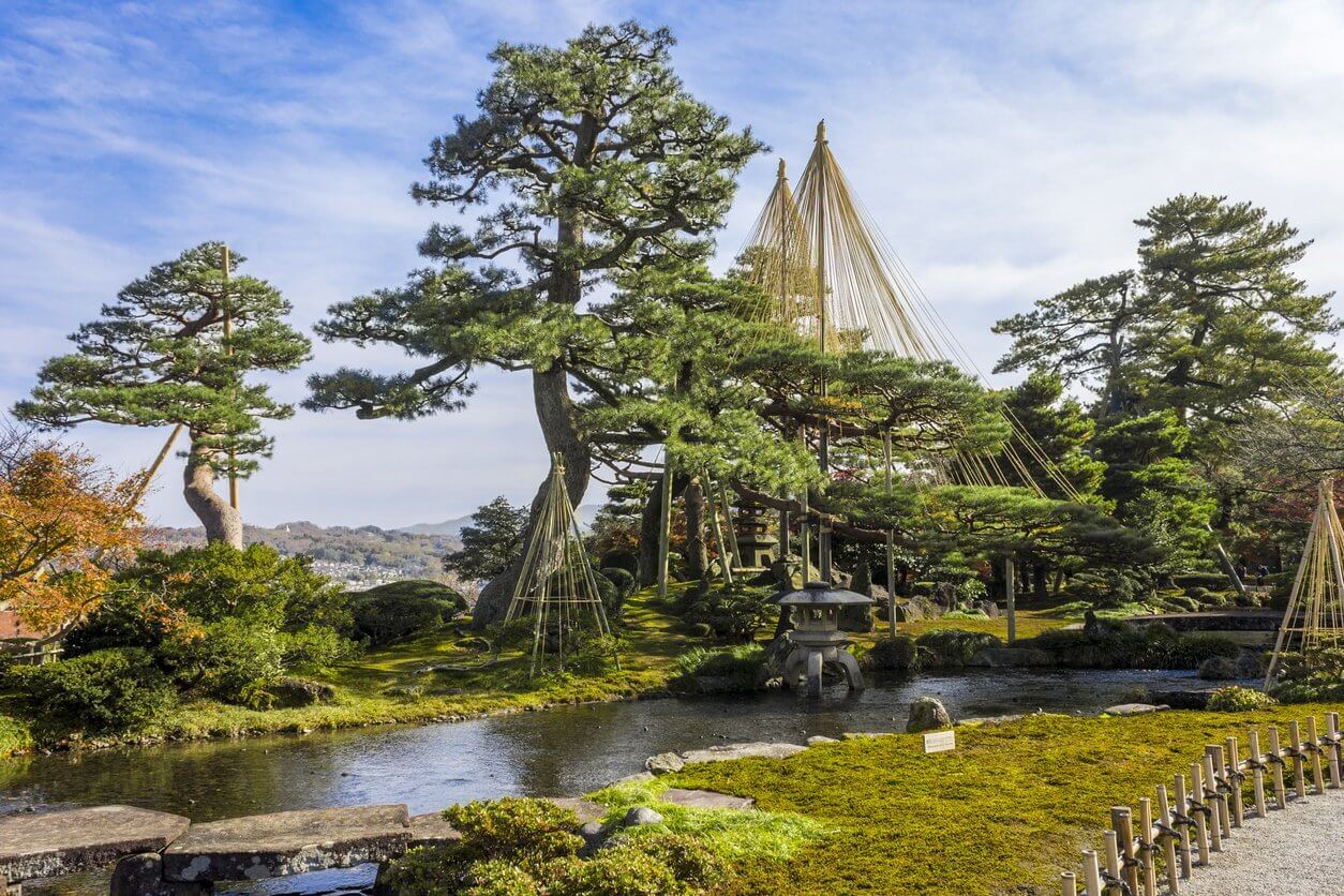 Les 15 plus beaux paysages du Japon 5 kenroku en kanazawa