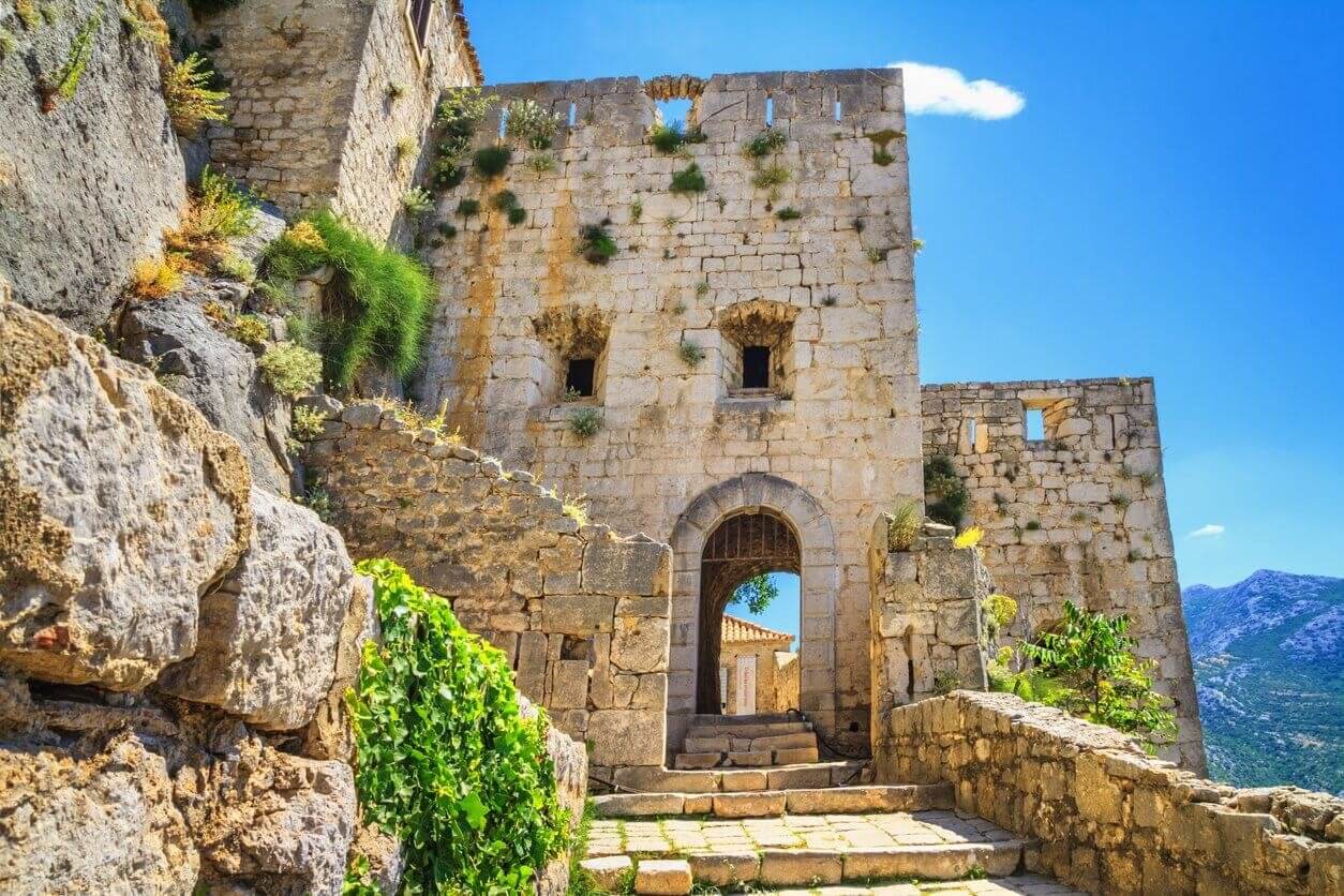 Que faire à Split ? Les 11 incontournables à visiter ! 11 forteresse de klis pres de split