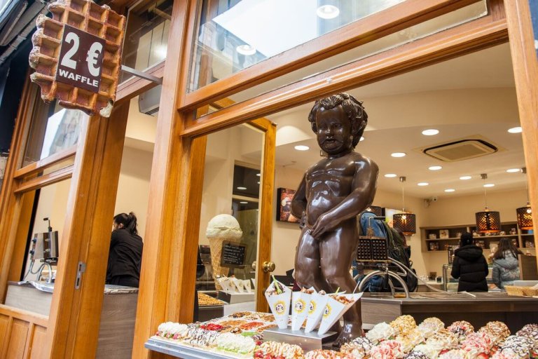 manneken pis chocolat bruxelles en famille