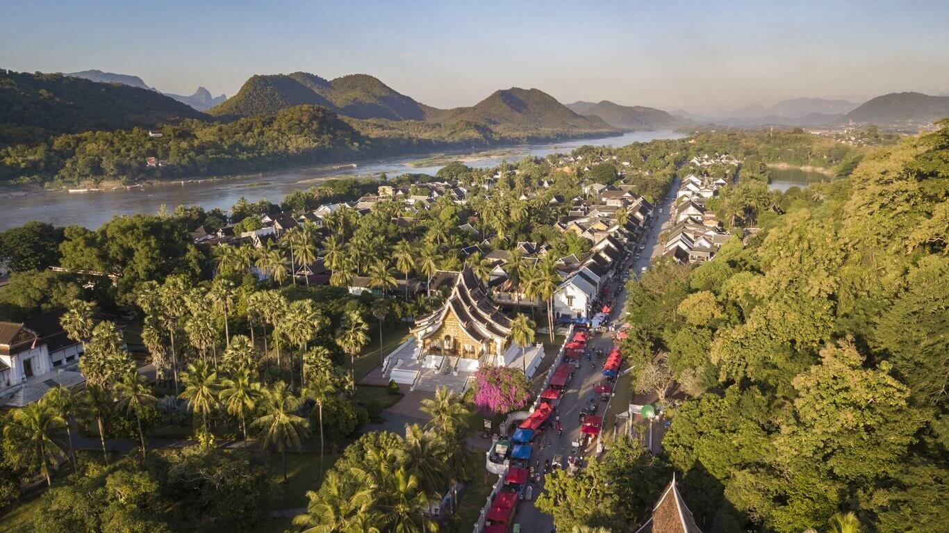 vue aerienne de drone de luang prabang laos