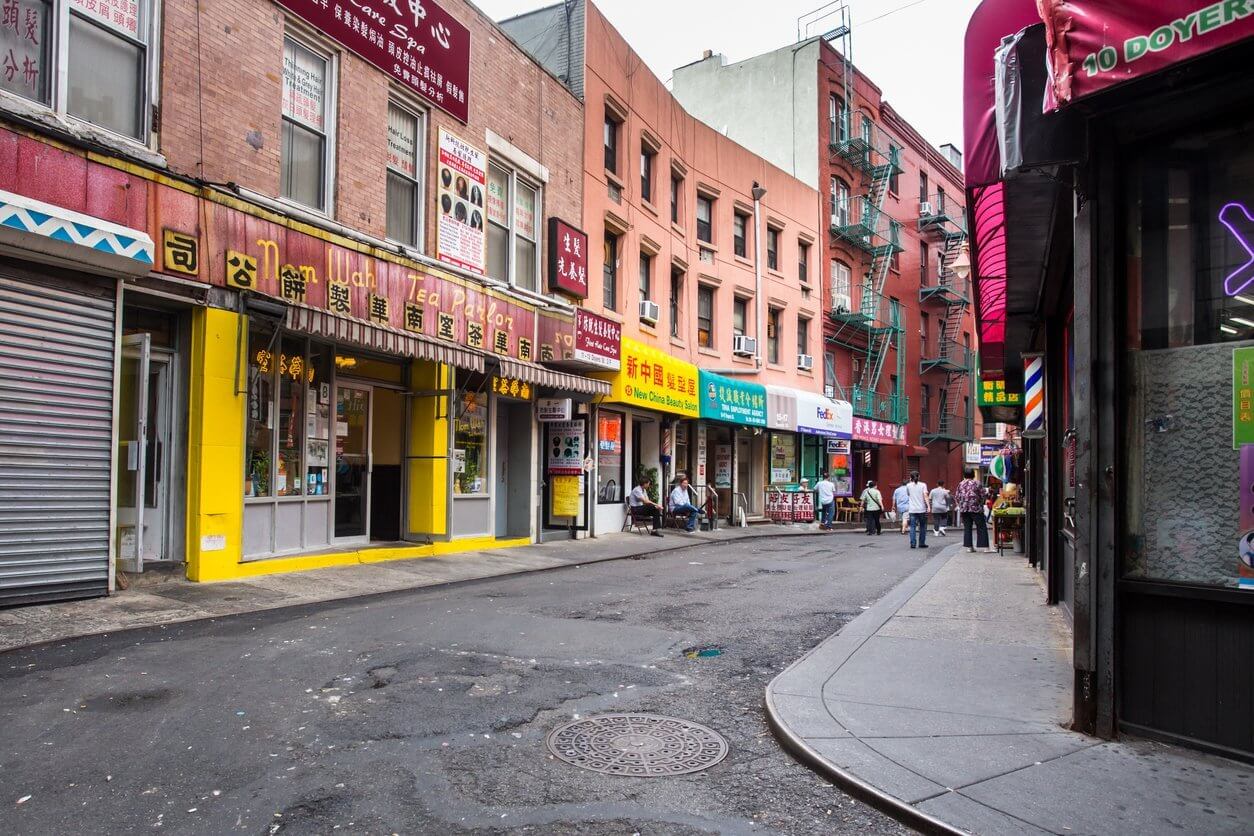 Visiter New York hors des sentiers battus : nos 13 lieux secrets 1 Doyers Street Chinatown NYC