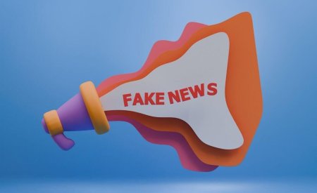 a fake news megaphone with the word fake news coming out of it
